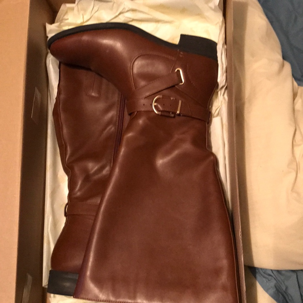 Bass Boots, Knee High, wide calf size 8.5